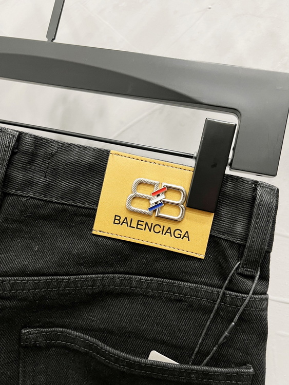Balenciaga Jeans-008