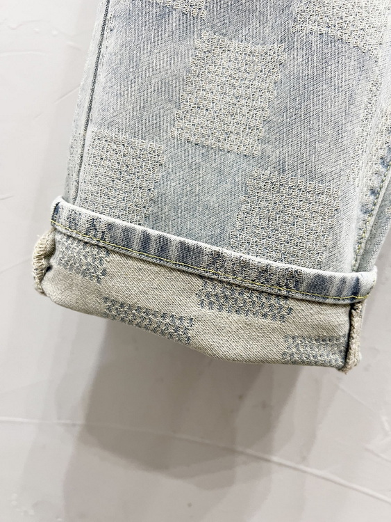 LV Jeans-037