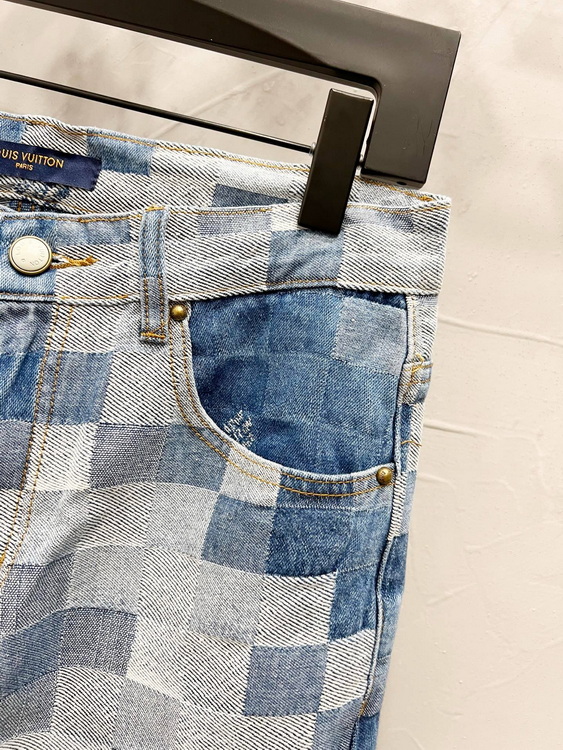 LV Jeans-038