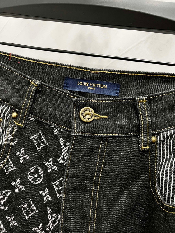 LV Jeans-049