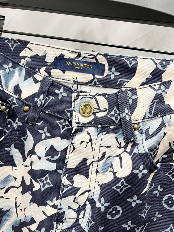 LV Jeans-052