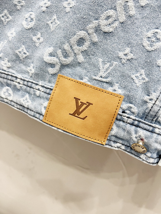 LV Jacket-136