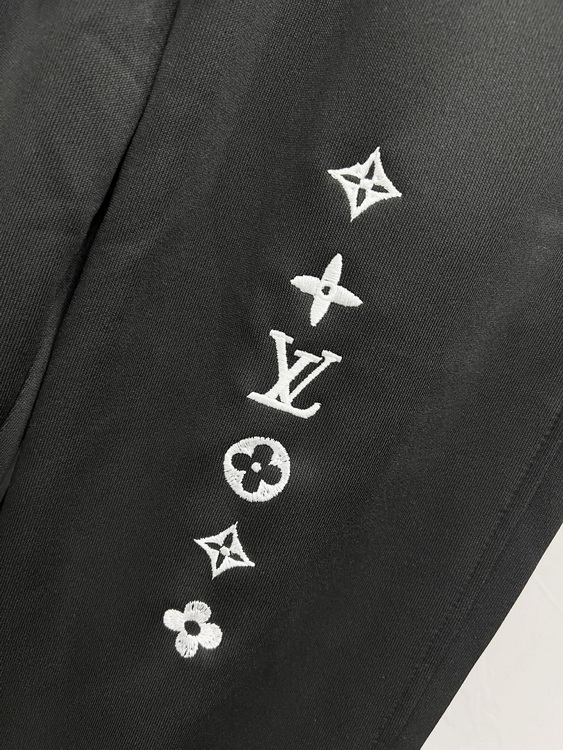 LV Pants-005