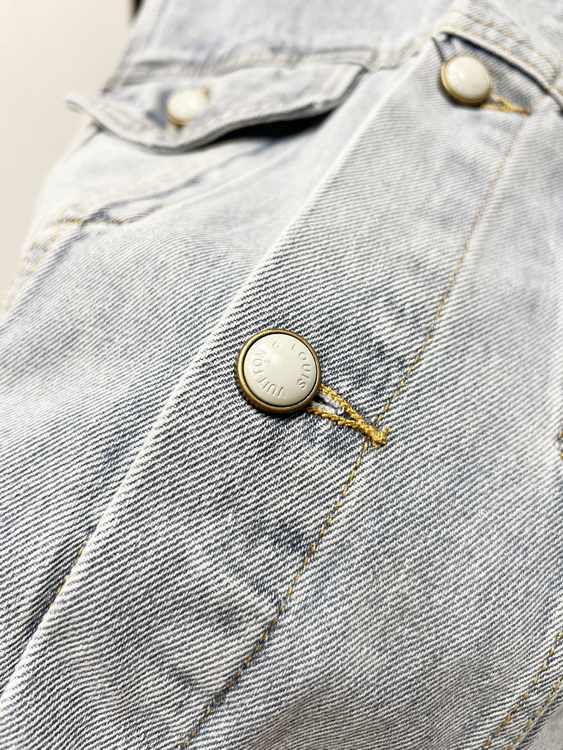 LV Jacket-137