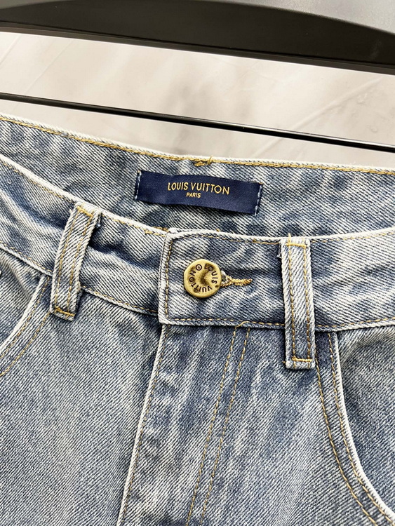 LV Jeans-086