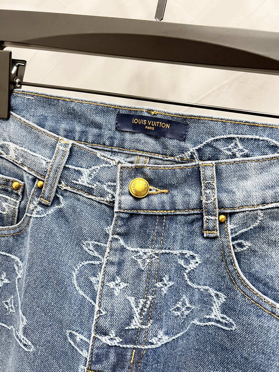 LV Jeans-148